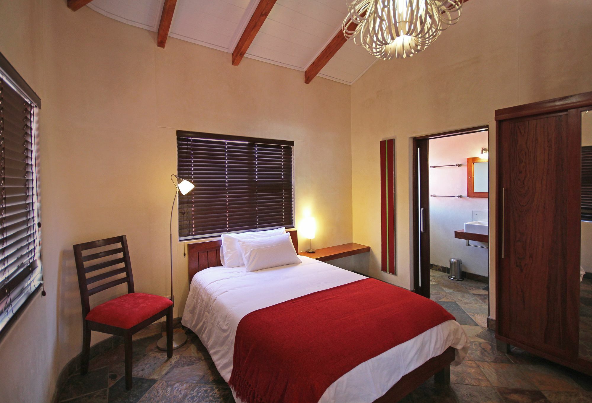 ווינדהוק Hartmann Suites Serviced Self-Catering Apartments מראה חיצוני תמונה