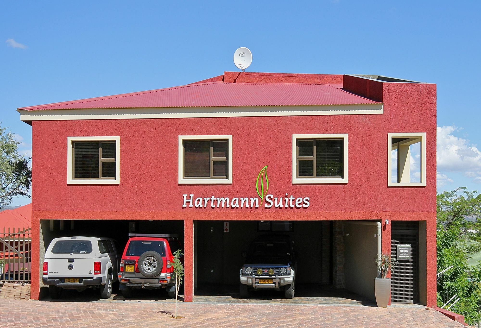 ווינדהוק Hartmann Suites Serviced Self-Catering Apartments מראה חיצוני תמונה